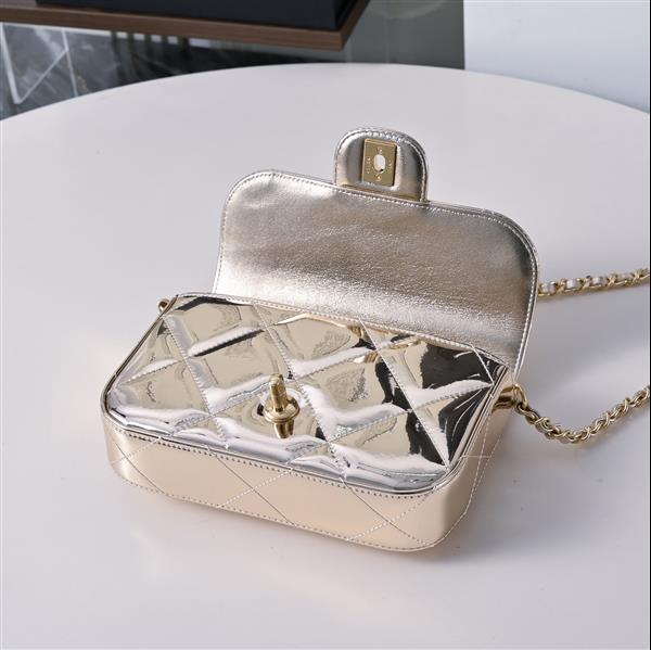 2026131222442213 880